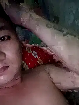 phuongmario96 online show from May 8, 2026, 11:14 am