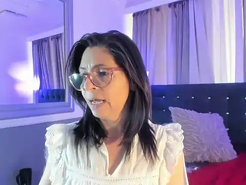 lena gray online show from June 12, 2026, 3:10 pm
