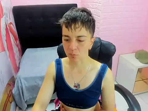 Hanna Hott11 online show from July 18, 2026, 3:59 am