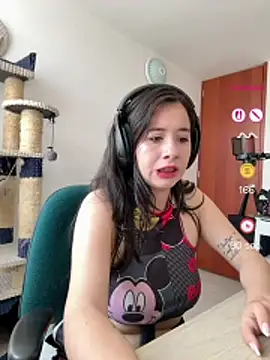 Annie loveer online show from July 1, 2026, 5:46 pm