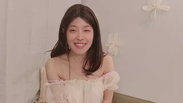 sakura-ch- online show from July 15, 2026, 9:11 pm
