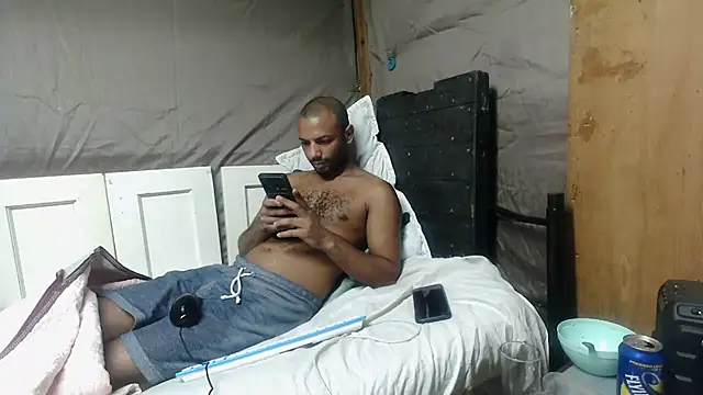 Camodick online show from May 9, 2026, 4:32 pm