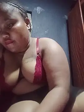 ChubbyMidgetxxx19 online show from May 25, 2026, 4:28 pm