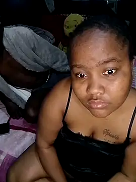 ChubbyMidgetxxx19 online show from June 6, 2026, 8:52 am