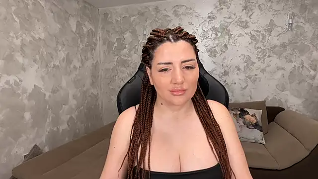 Snapshot of SophiePale chatting on February 15, 2025, 7:49 am SophiePale online show from February 15, 2025, 7:49 am