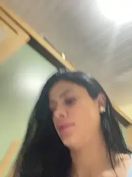 belababyy online show from May 18, 2026, 3:28 pm