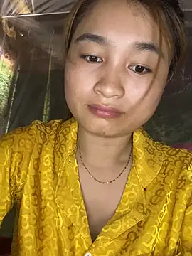 Cute-Sexyy online show from May 27, 2026, 8:32 am