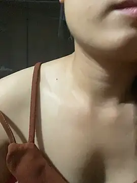 Cute-Sexyy online show from May 20, 2026, 2:25 pm