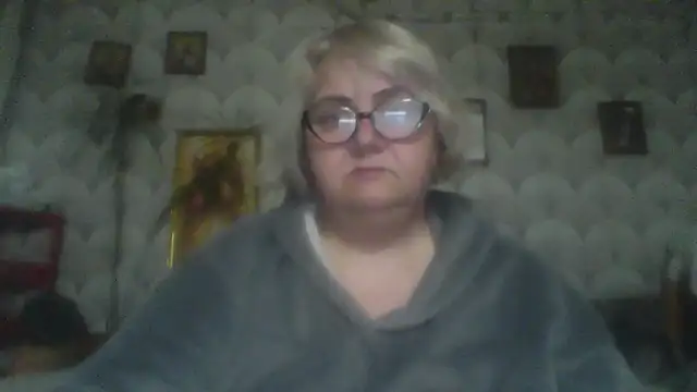 MarinaFarina53 online show from May 18, 2026, 7:24 am