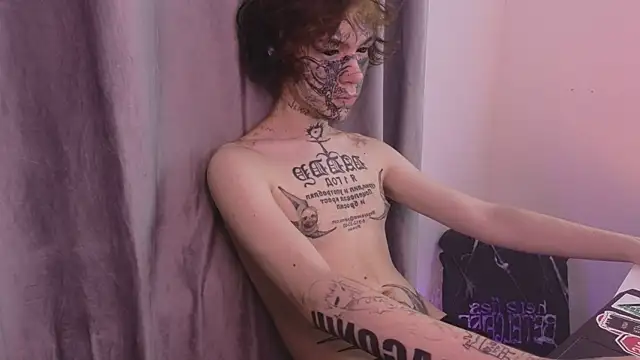 Emo   boy online show from June 7, 2026, 11:43 pm