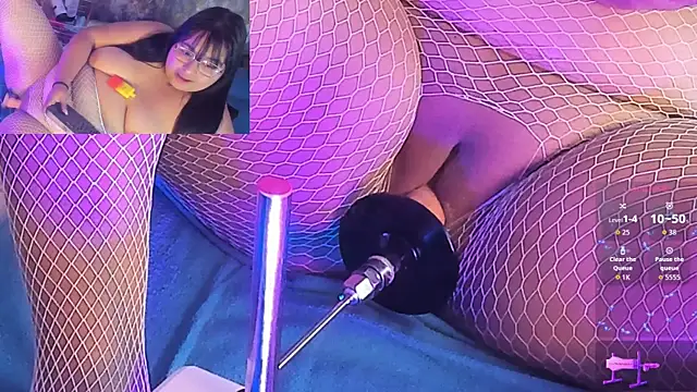 Snapshot of AteneaDesire chatting on May 25, 2026, 12:48 pm AteneaDesire online show from May 25, 2026, 12:48 pm