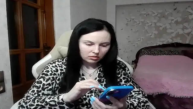 viktoria11x online show from June 17, 2026, 9:36 pm