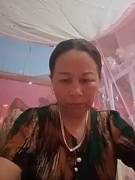 girl cute69 online show from May 18, 2026, 6:07 am