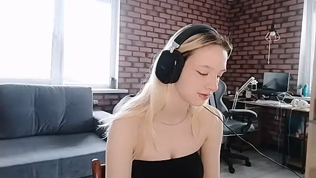 BuffyFranch online show from May 9, 2026, 10:51 am