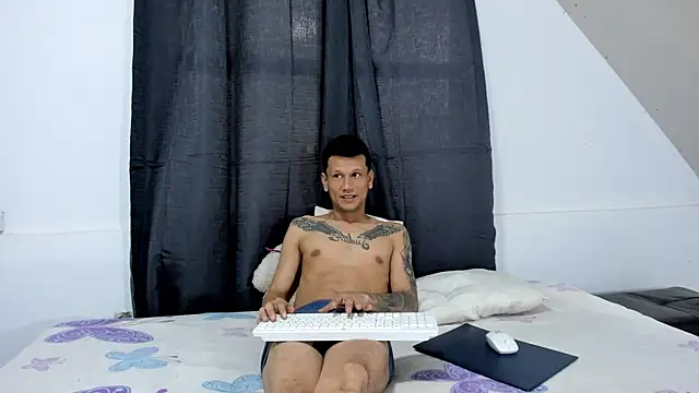 HannaSexMatheuw online show from July 1, 2026, 3:01 pm