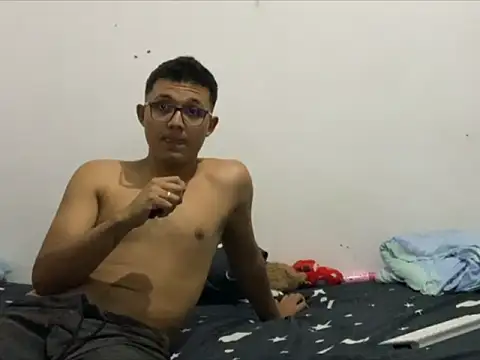 chriistof02 online show from May 29, 2026, 12:38 am
