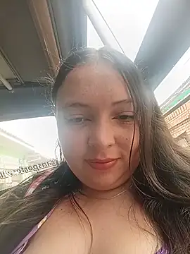 Alyssa 14 online show from May 21, 2026, 2:14 pm