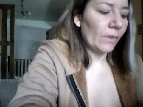 Snapshot of AllisonLove2 chatting on June 4, 2026, 4:00 pm AllisonLove2 online show from June 4, 2026, 4:00 pm