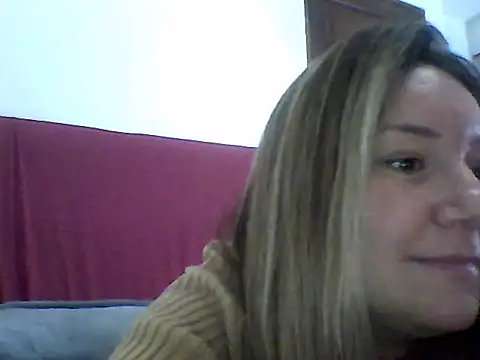Snapshot of AllisonLove2 chatting on June 11, 2026, 3:03 am AllisonLove2 online show from June 11, 2026, 3:03 am