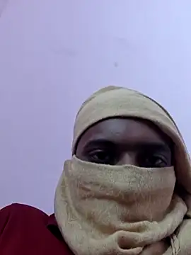 ronnybhai008 online show from May 13, 2026, 3:46 am