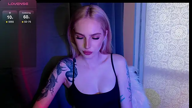 MichelleVelour online show from June 7, 2026, 4:12 pm