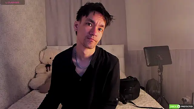 CalvinChapman online show from July 24, 2026, 3:13 am