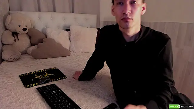 CalvinChapman online show from July 27, 2026, 3:13 am