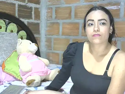 SamanthaPuxy1 online show from July 13, 2026, 1:49 am