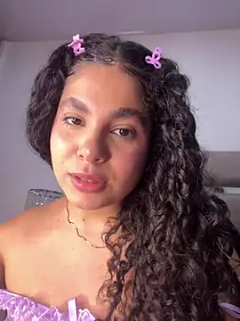 Yassy 11 online show from July 18, 2026, 7:33 pm