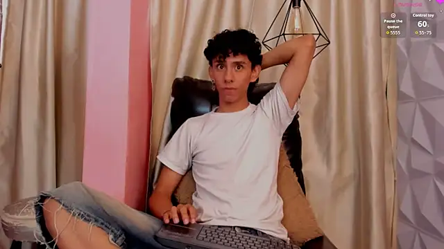 Snapshot of kairox_ chatting on June 25, 2026, 7:30 pm kairox online show from June 25, 2026, 7:30 pm
