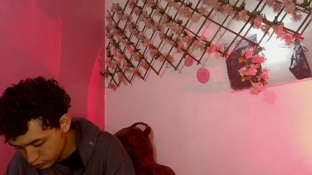 duke fucks online show from May 23, 2026, 2:32 am