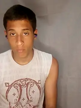 Snapshot of Nolan_Sinner chatting on May 21, 2026, 2:42 am Nolan Sinner online show from May 21, 2026, 2:42 am