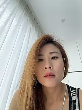 Snapshot of okgirl_23 chatting on June 11, 2026, 4:20 am okgirl 23 online show from June 11, 2026, 4:20 am