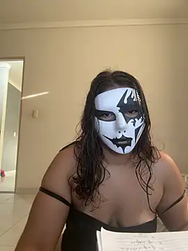 cherrybr01 online show from May 24, 2026, 7:14 pm