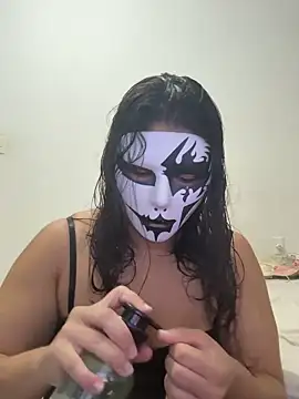 cherrybr01 online show from May 28, 2026, 2:52 am
