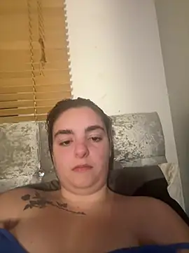 LexiXXoo online show from July 7, 2026, 10:35 pm