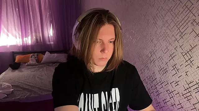 Snapshot of Hirtay chatting on June 1, 2026, 2:06 pm Hirtay online show from June 1, 2026, 2:06 pm
