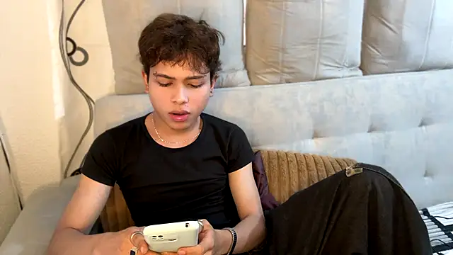 DanteSaint online show from June 10, 2026, 6:53 pm