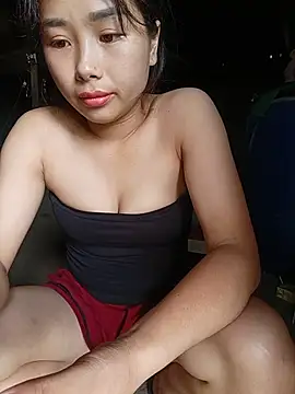 Snapshot of Kirix_adra chatting on June 11, 2026, 6:21 am Kirix adra online show from June 11, 2026, 6:21 am