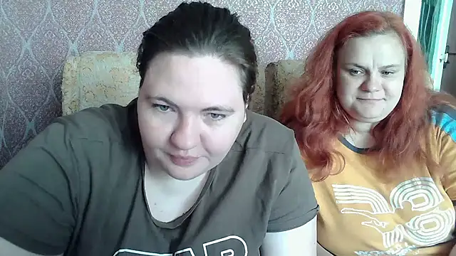 Snapshot of TiffanyLenee chatting on June 2, 2026, 10:37 am TiffanyLenee online show from June 2, 2026, 10:37 am