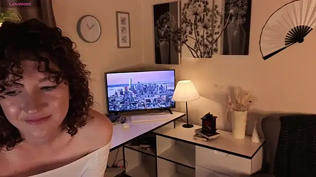 Miriam Boshe online show from May 31, 2026, 6:09 pm