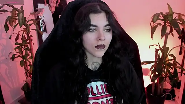 MissCharlottte 18 online show from June 9, 2026, 4:46 am