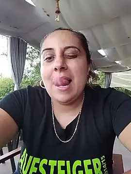 Antoniasweet online show from June 22, 2026, 5:43 pm