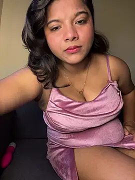 Kitttooo online show from July 30, 2026, 5:06 am