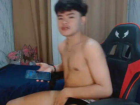 twink dolores online show from June 10, 2026, 7:48 pm
