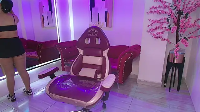 Snapshot of Alaia_beats chatting on June 1, 2026, 7:24 pm Alaia beats online show from June 1, 2026, 7:24 pm