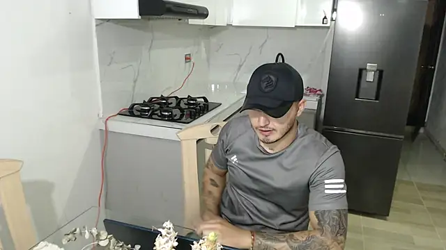 Thiago 420 online show from June 22, 2026, 11:24 pm