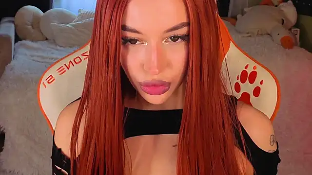 Regina Amour online show from June 28, 2026, 1:17 pm