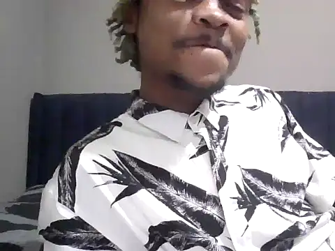 Nude-Deen online show from July 28, 2026, 8:52 pm
