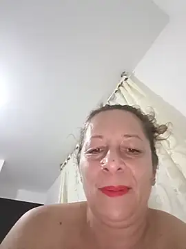 Nikki milf69 online show from May 29, 2026, 6:41 am